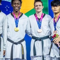 Henrique Marques conquista 2º ouro brasileiro no Mundial de Taekwondo