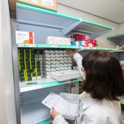 Governo prorroga isenção de ICMS para medicamentos e serviços de saúde