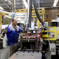 Cada R$ 1 investido com Paraná Competitivo gera R$ 3,79 no PIB do Estado, aponta Ipardes