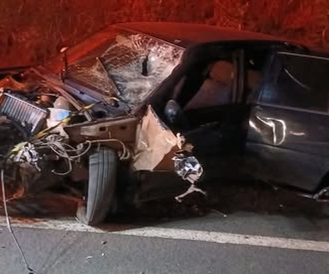 Grave acidente deixa motociclista morto e mulher em estado grave na PR-281, em São João