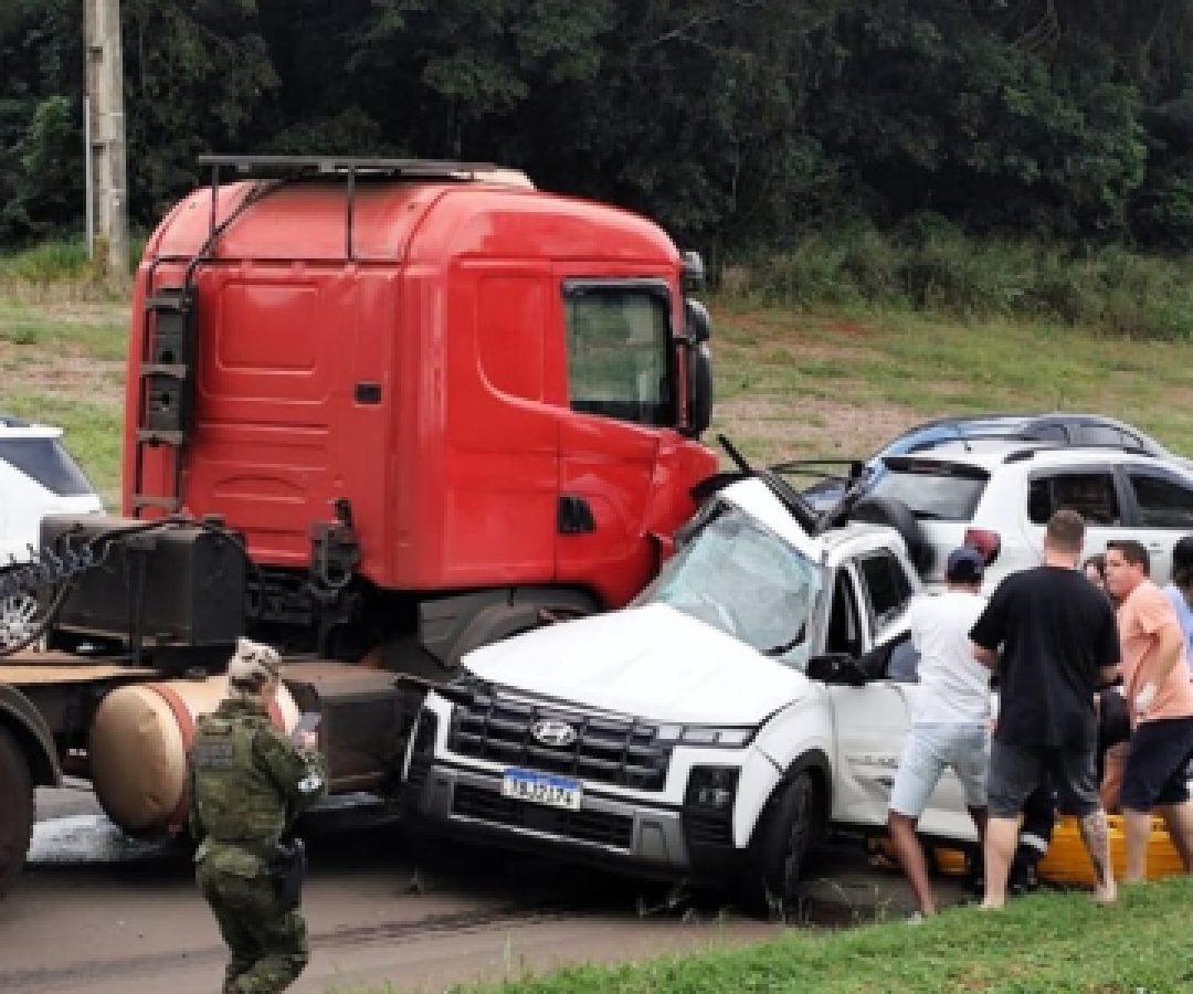 Grave acidente é registrado na BR-277 em Céu Azul