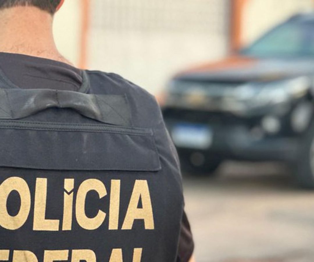 Grupo especializado no tráfico internacional de cocaína é alvo da PF