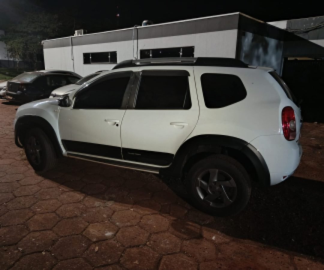 Guarda Municipal recupera veículo furtado após perseguição em Cascavel