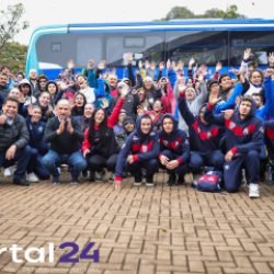 Gugu Bueno entrega dois ônibus para atletas e anuncia construção de novo ginásio na região sul de Cascavel