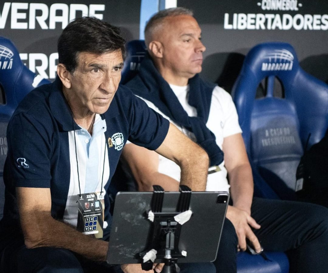 gustavo-costas-racing-scaled-e1761192082439