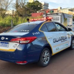 Homem é encontrado morto em terreno baldio de Foz
