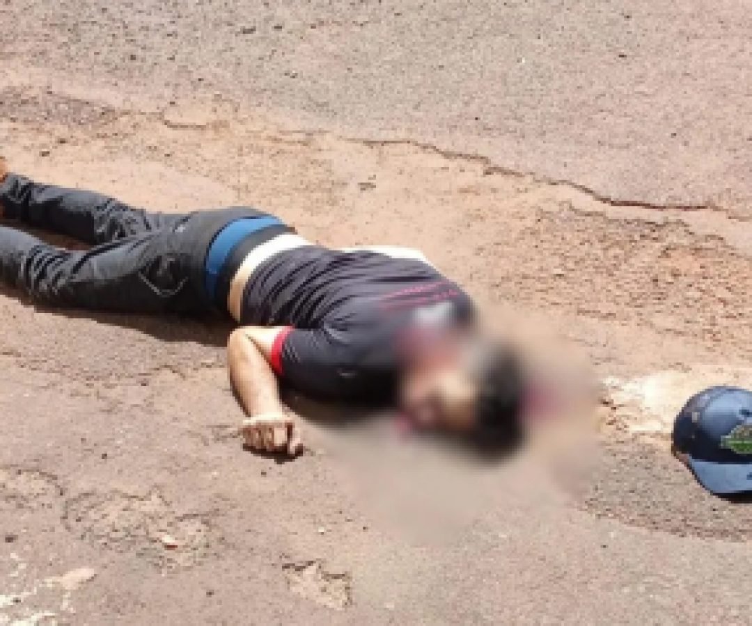 Homem é executado a tiros dentro de auto center em Pato Bragado