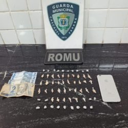 Homem é preso após Guarda Municipal encontrar 59 porções de crack durante atendimento de briga em Cascavel