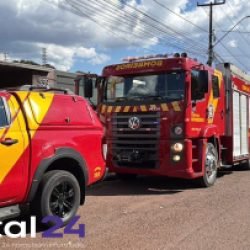Homem sofre queda de plano elevado e fratura a tíbia na Rua Acre, em Cascavel