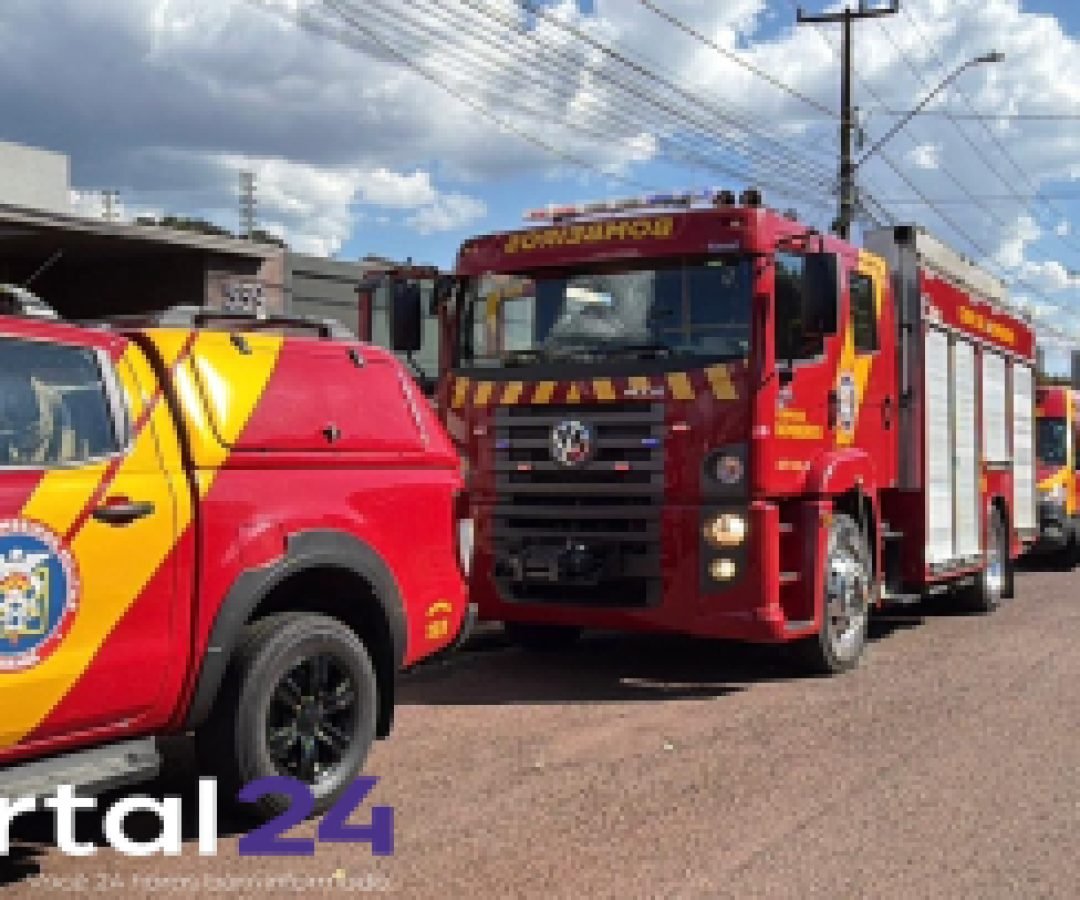 Homem sofre queda de plano elevado e fratura a tíbia na Rua Acre, em Cascavel