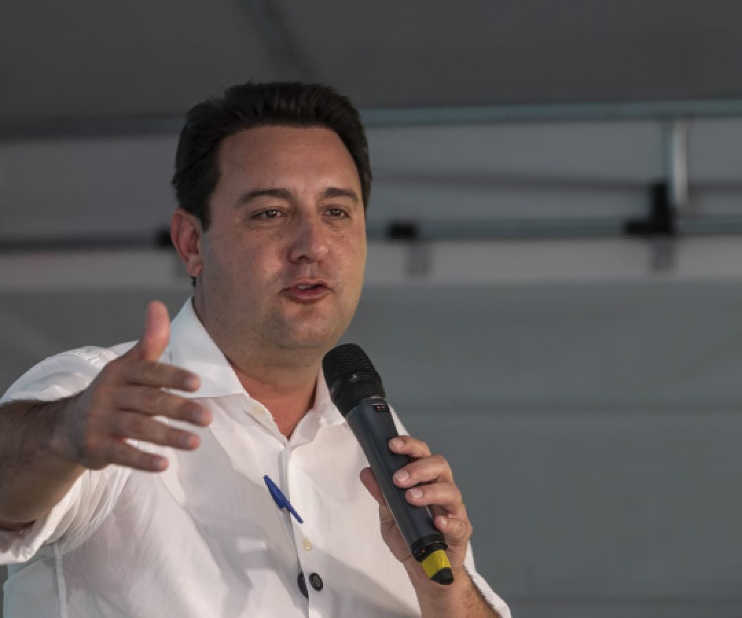 Nova escola e pavimentações: Ratinho Junior anuncia R$ 41 milhões para São Mateus do Sul