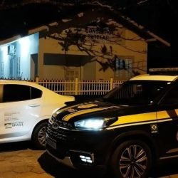 Após ser expulso de casa, menino de 8 anos caminha 10km e é encontrado sozinho em rodovia
