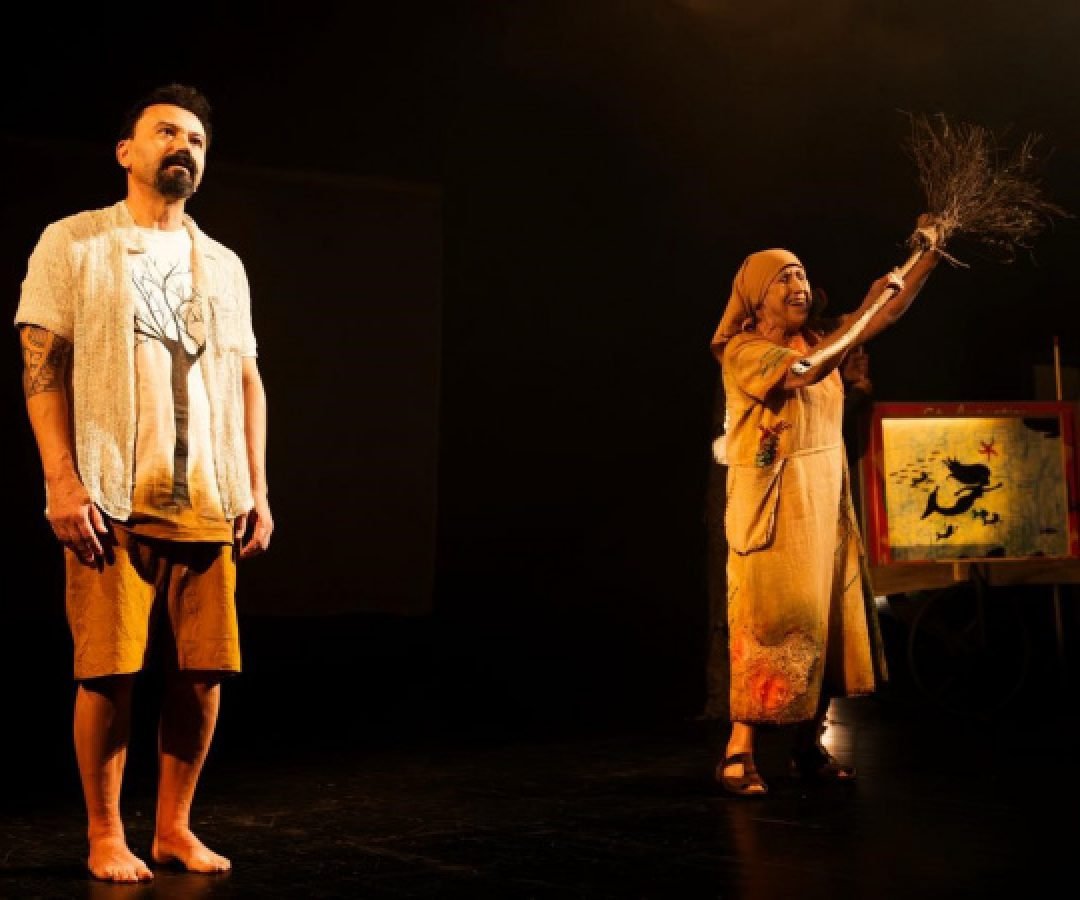 Teatro José Maria Santos recebe a volta de Regina Vogue aos palcos com “Desmonte”