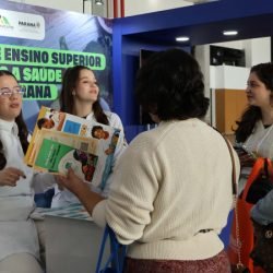 Paraná marca presença e apresenta exemplos em congresso nacional de nutrição