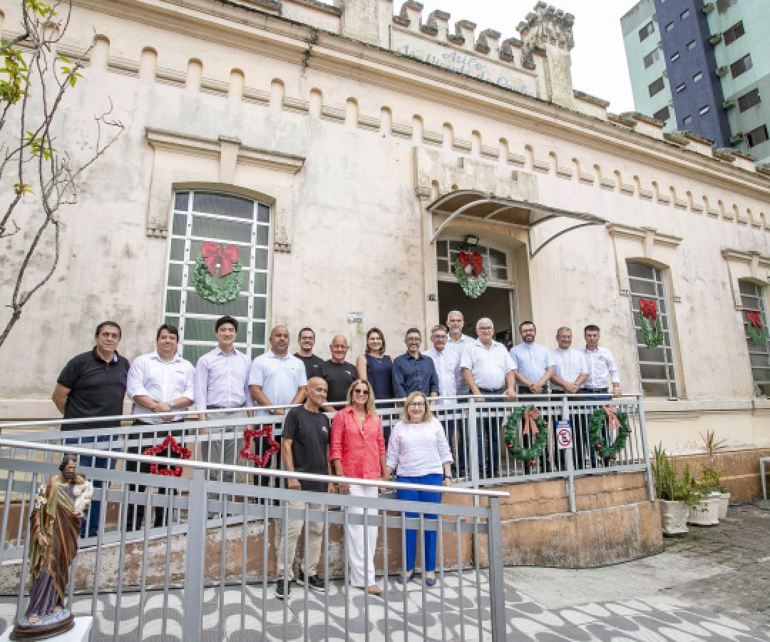 Corrida do Porto financia reforma completa do telhado do Asilo São Vicente, em Paranaguá