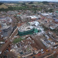Governador decreta luto oficial de três dias em memória às vítimas do tornado
