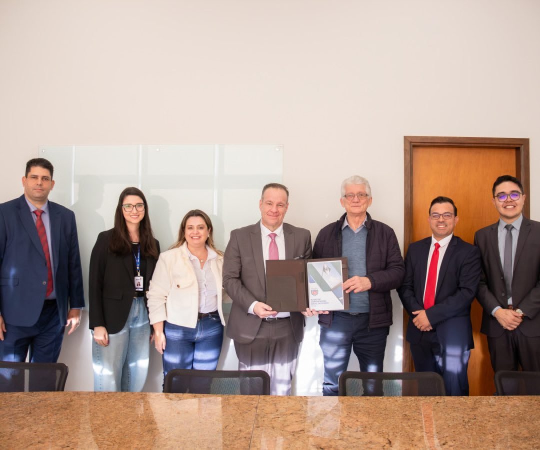 Estado do Paraná apresenta novo Plano de Contratações Anual com quase 100 mil itens