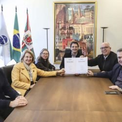 R$ 100 milhões: Estado e Curitiba assinam convênio para construção do Hospital Bairro Novo