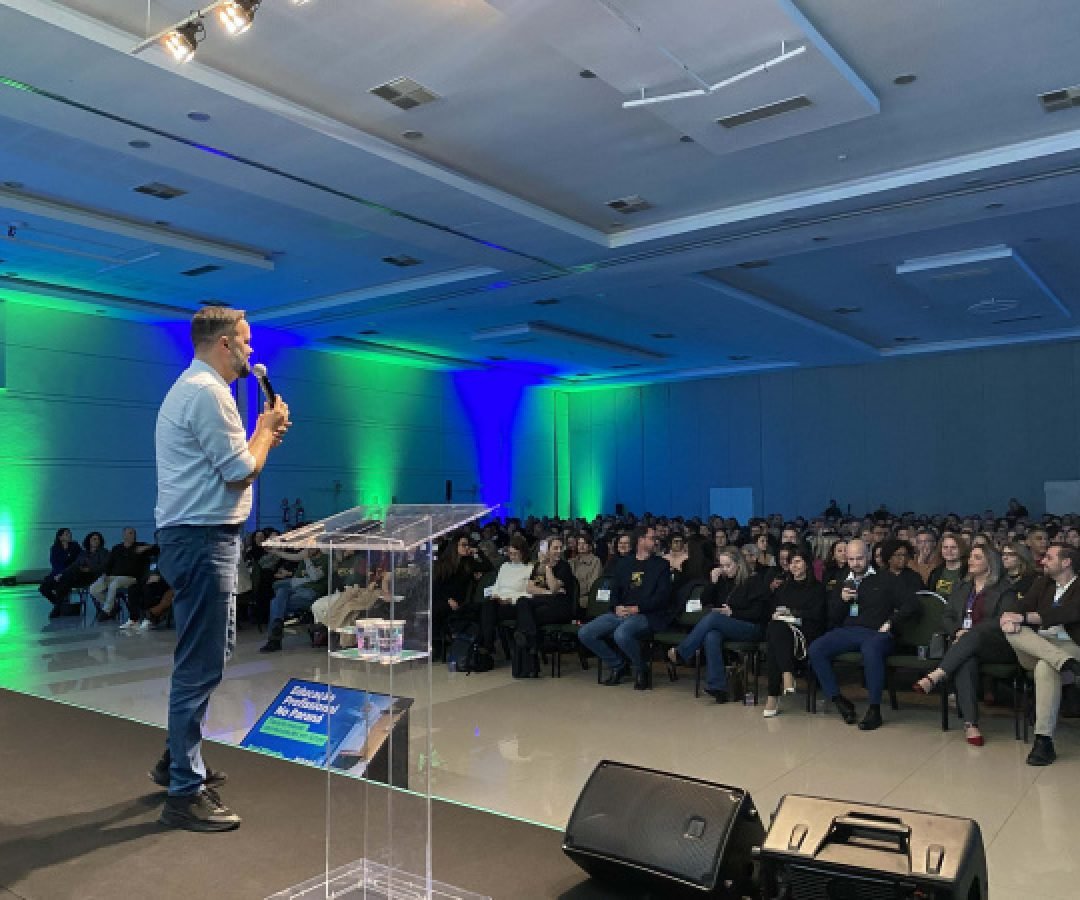 Estado promove formação para coordenadores da educação profissional em Foz do Iguaçu