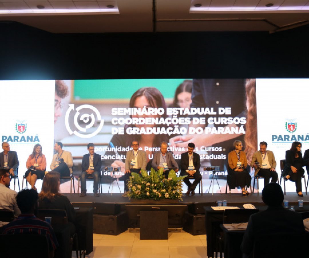 Estado e universidades estaduais debatem estratégias para formação de professores