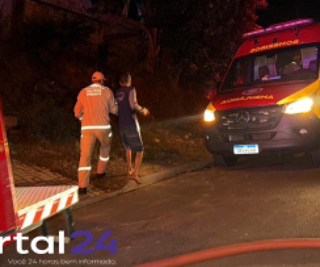 Incêndio criminoso atinge residência no bairro 14 de Novembro em Cascavel