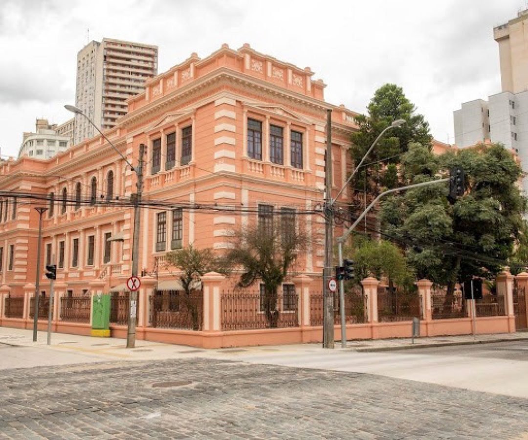 Formação de professores e história preservada: Instituto de Educação do Paraná celebra 150 anos