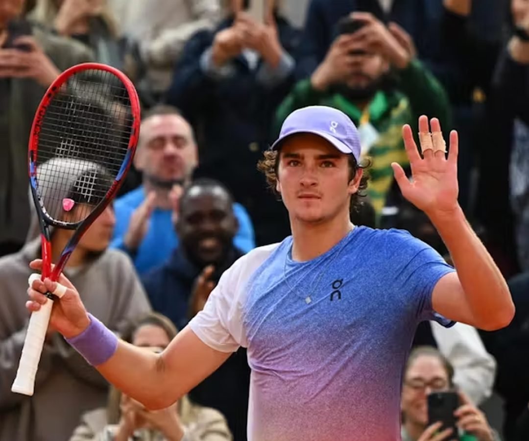João Fonseca desiste de ATP 250 de Brisbante devido à lesão na lombar