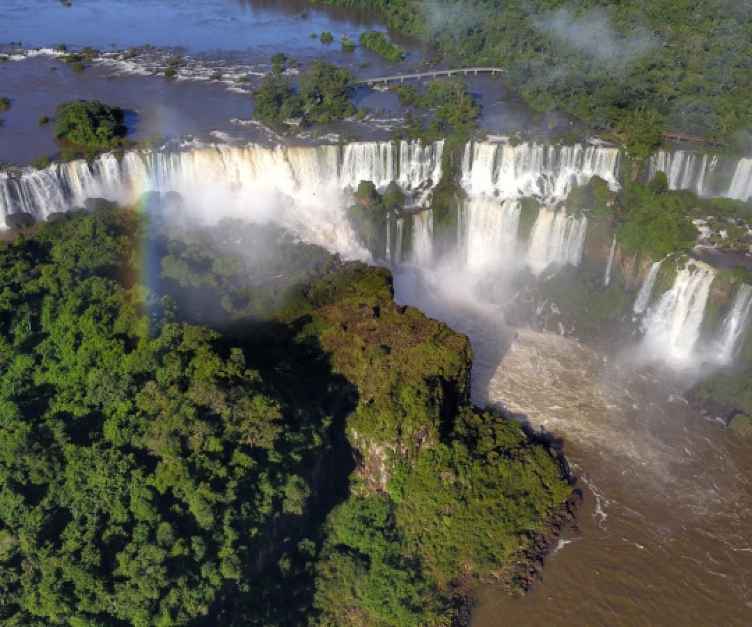 Atrativo do Paraná é o único brasileiro em ranking de parques mais populares no mundo