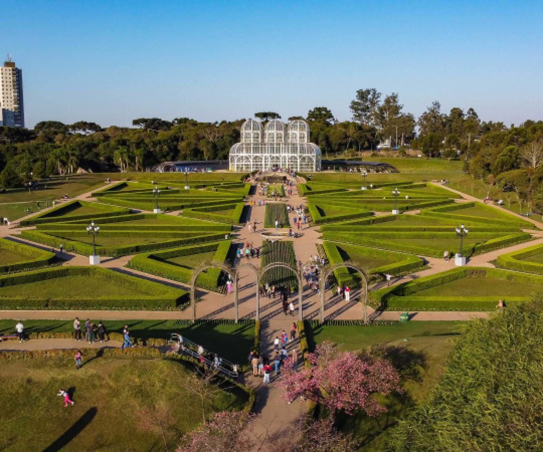 Curitiba e Foz do Iguaçu se destacam como destinos turísticos nas buscas do Trivago