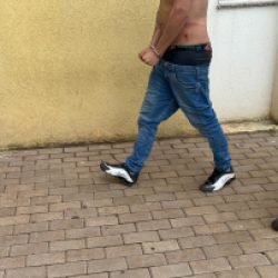 Jovem é preso após ameaçar a avó em Capitão