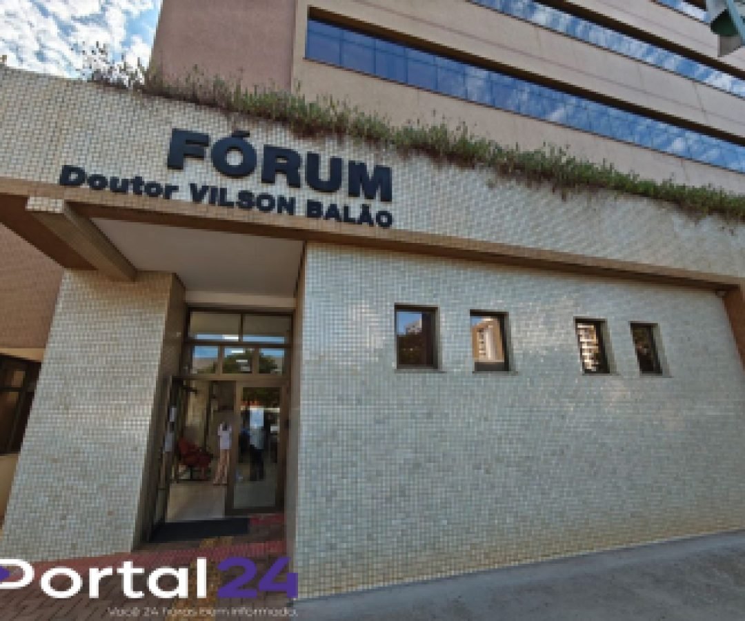 Julgamento de acusado por feminicídio que vitimou Gabrielle e seu pai começa no Fórum de Toledo