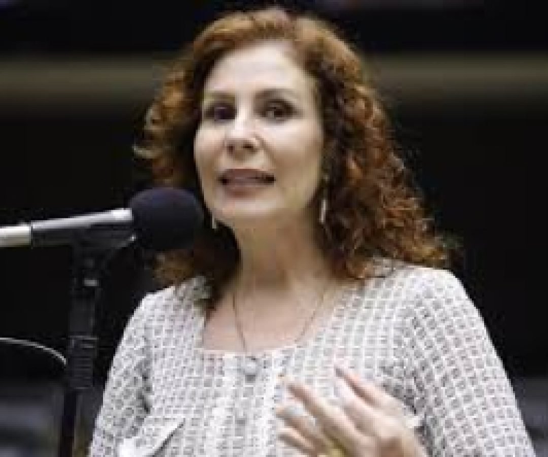 Justiça italiana autoriza extradição de Carla Zambelli ao Brasil