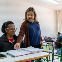 Pré-inscrições para exames de certificação da EJA no Ensino Fundamental vão até sexta-feira