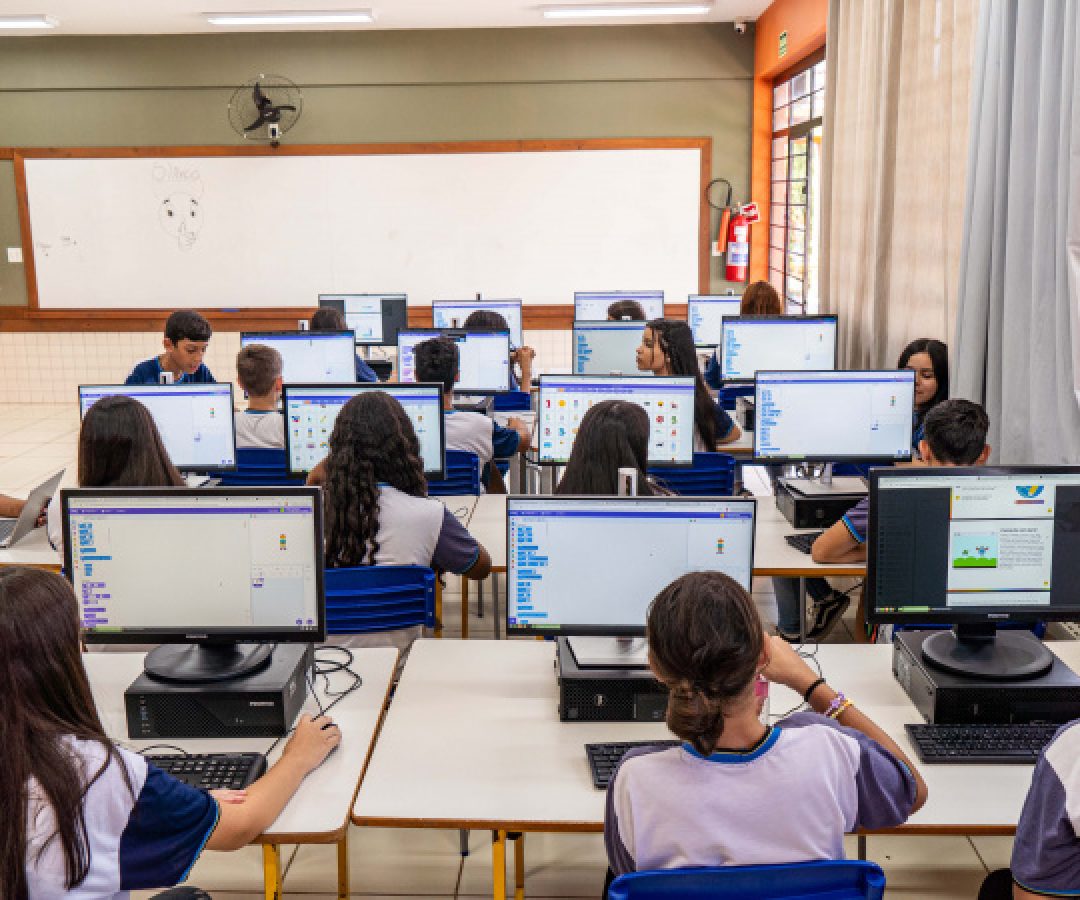 Paraná é líder em classificados para a 3ª fase da Olimpíada Brasileira de Inovação e C&T