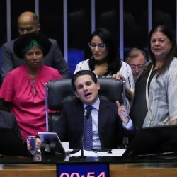 Câmara dos Deputados aprova licença menstrual de até 2 dias