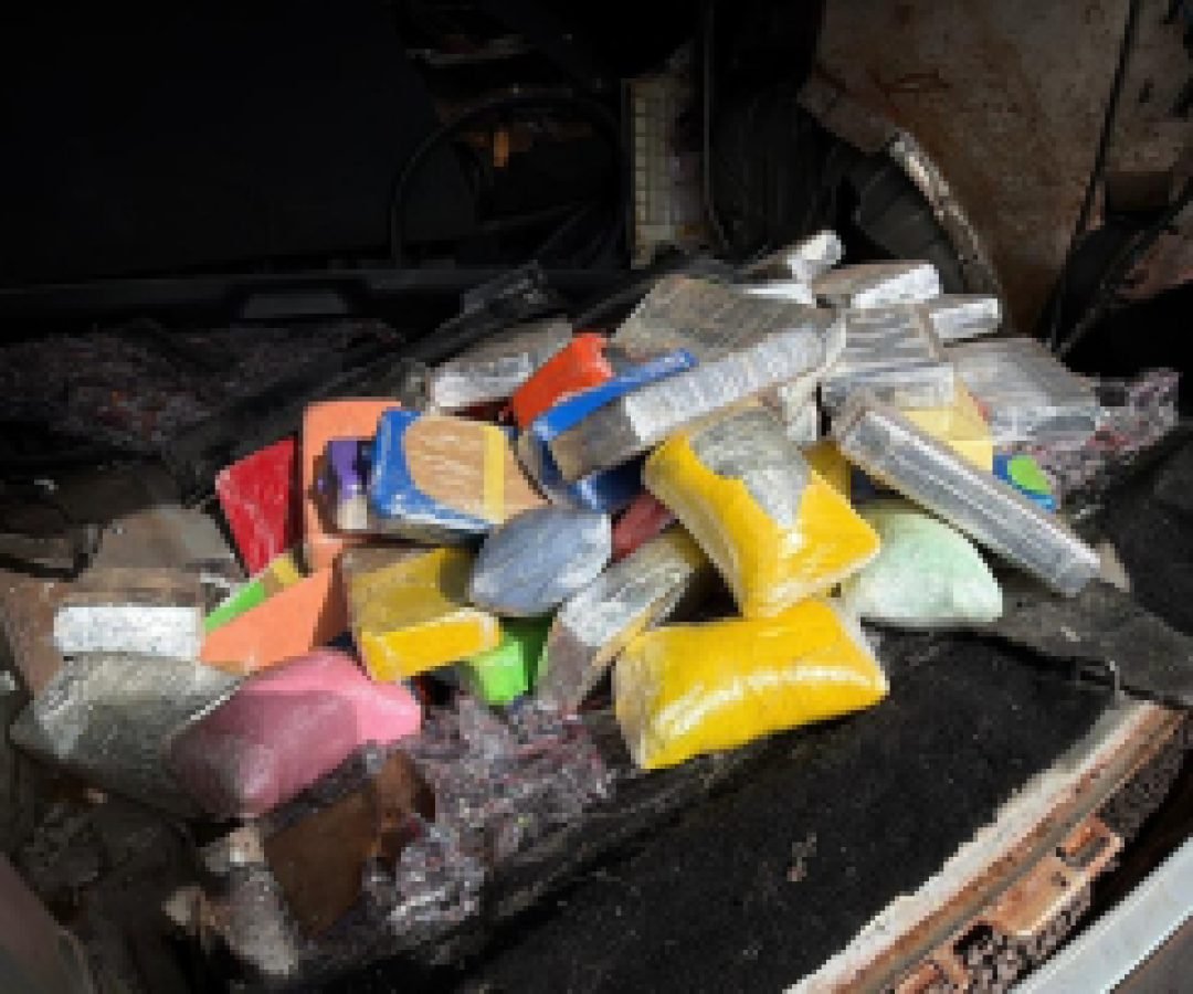 Mãe e filho são presos com drogas durante abordagem da PRF na BR-369