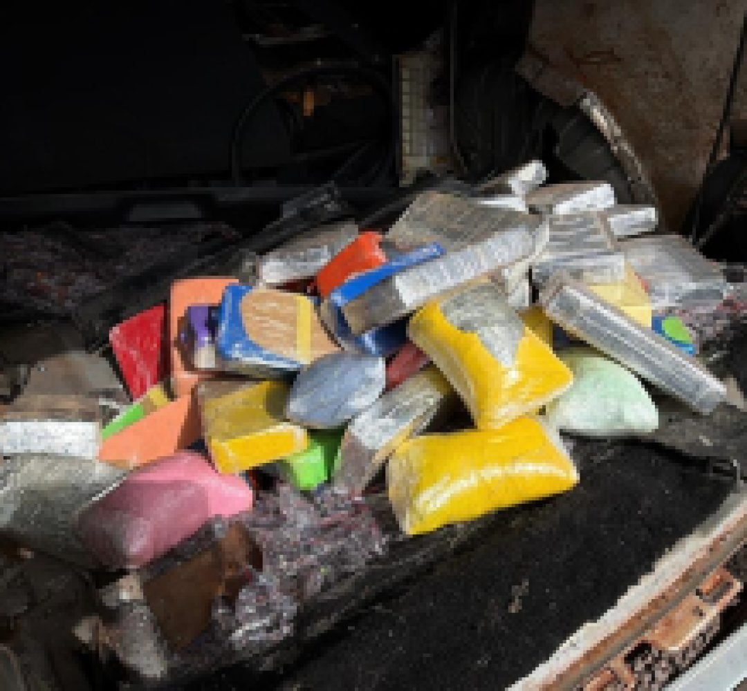 Mãe e filho são presos com drogas durante abordagem da PRF na BR-369