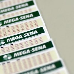 Mega-Sena acumula novamente e prêmio principal vai para R$ 60 milhões