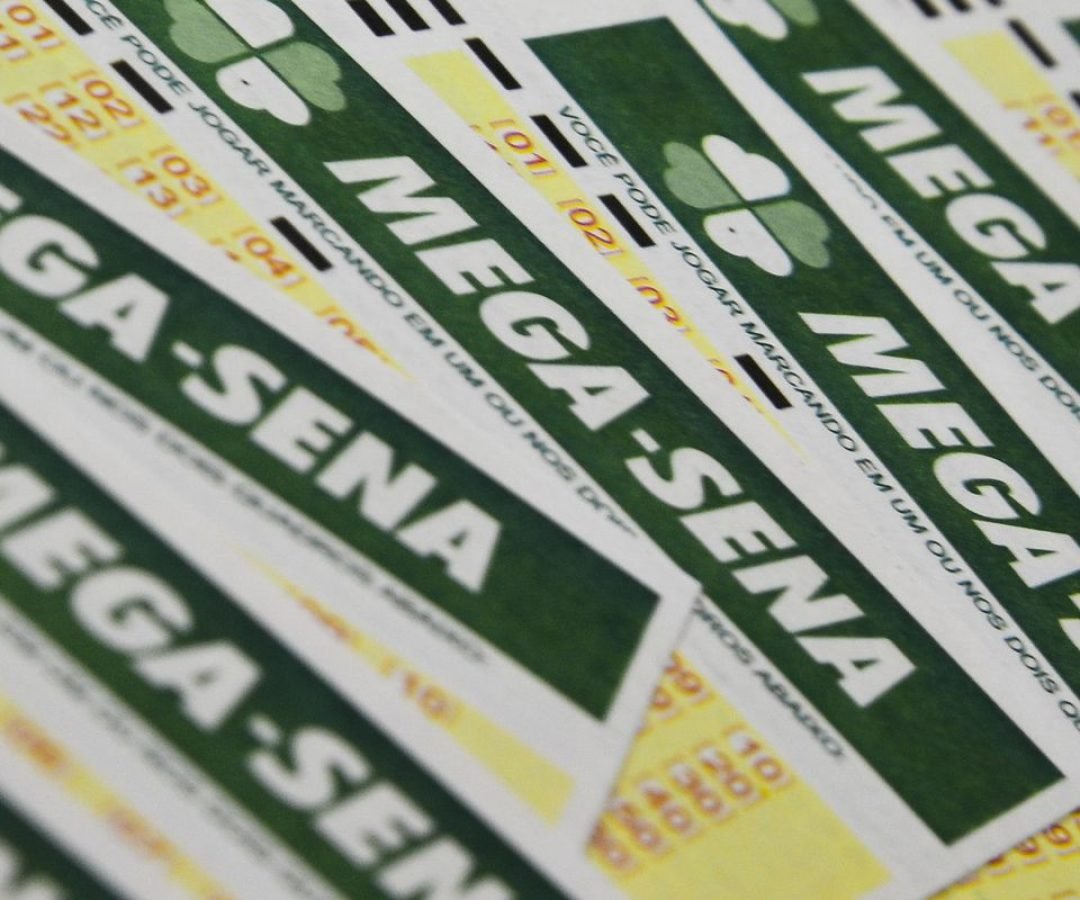 Mega-sena acumula e prêmio principal vai para R$ 34 milhões