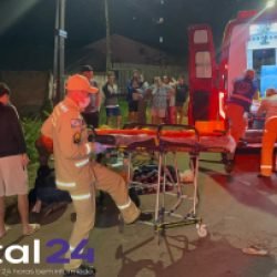 Dois meninos ficam gravemente feridos após acidente entre carro e bicicleta em Cascavel