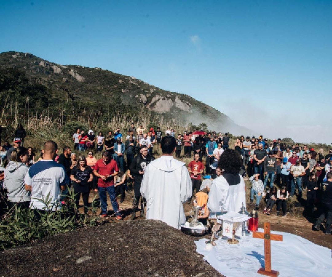 IAT fecha trilhas do Anhangava e Samambaia para celebração da Missa da Paz