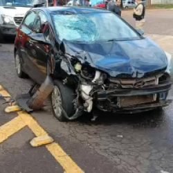 Motociclista fica em estado grave após acidente em Toledo