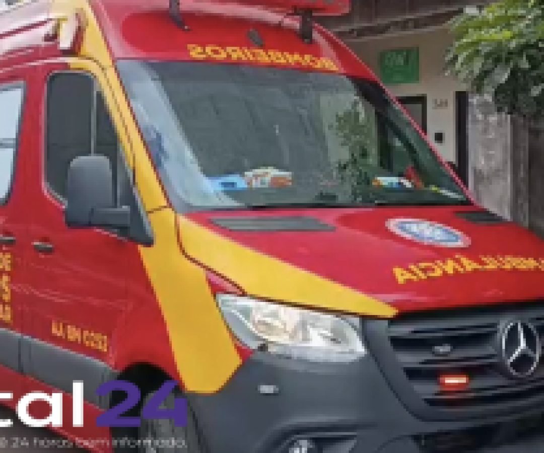 Motociclista fica ferido após batida com ônibus no Centro de Cascavel