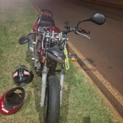 Motociclista fica ferido após colisão traseira com carro na PR-317