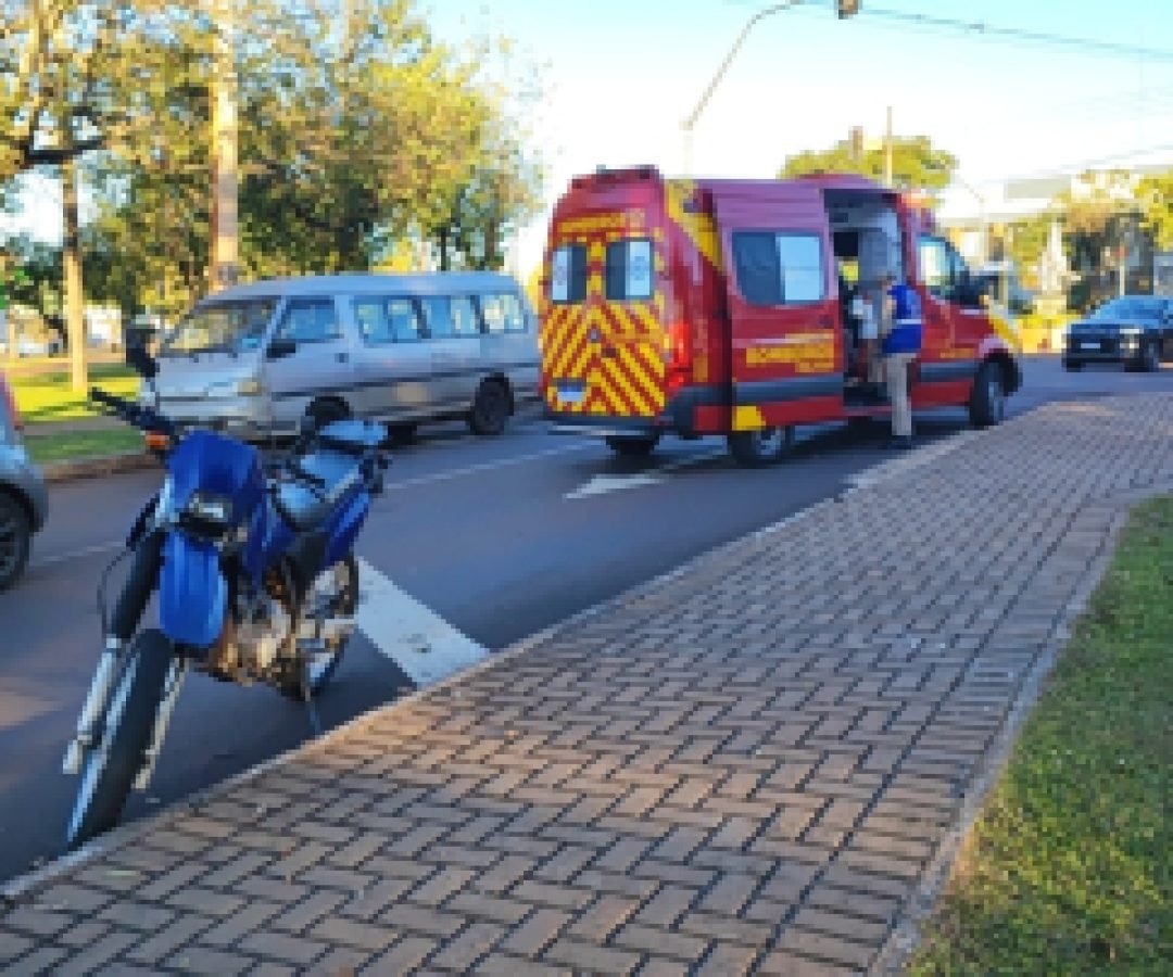 Motociclista fica ferido em acidente no Alto Alegre