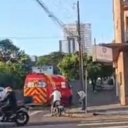 Motociclista fica ferido em acidente no centro de Cascavel
