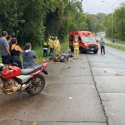 Motociclista morre em grave acidente em Foz