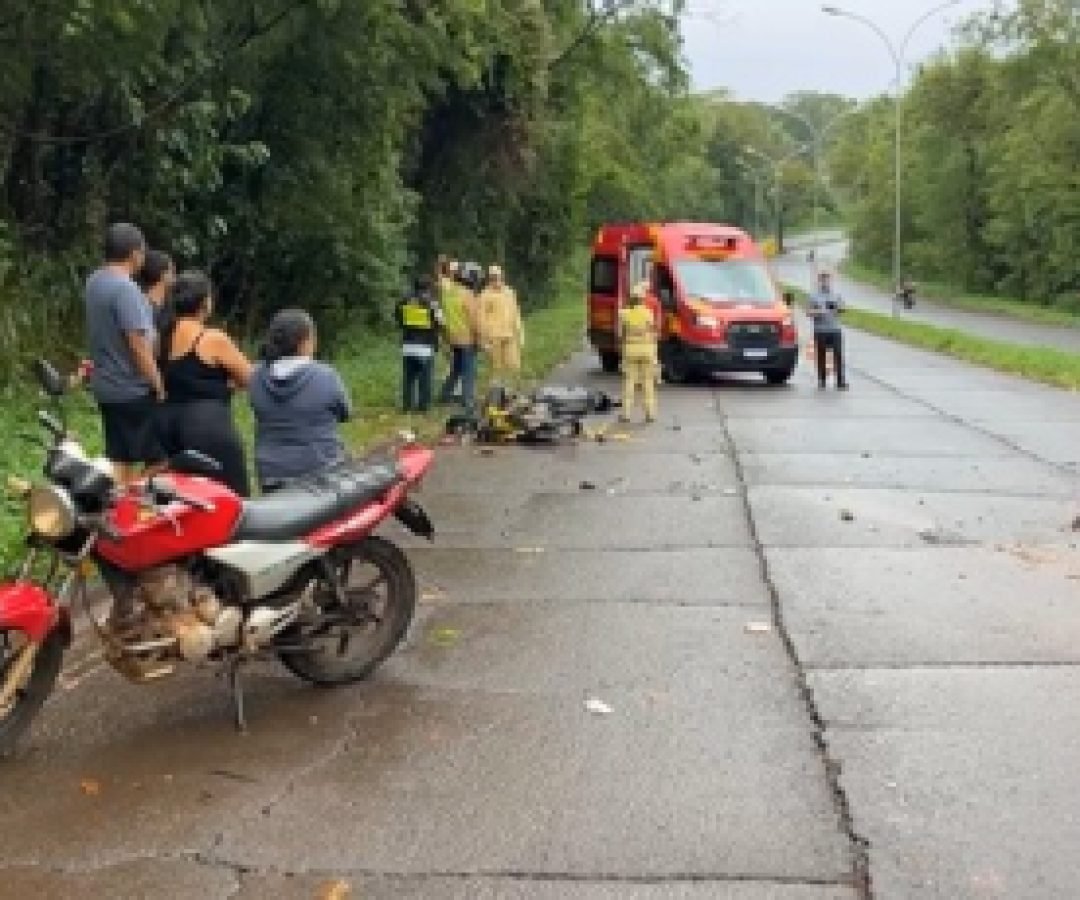 Motociclista morre em grave acidente em Foz