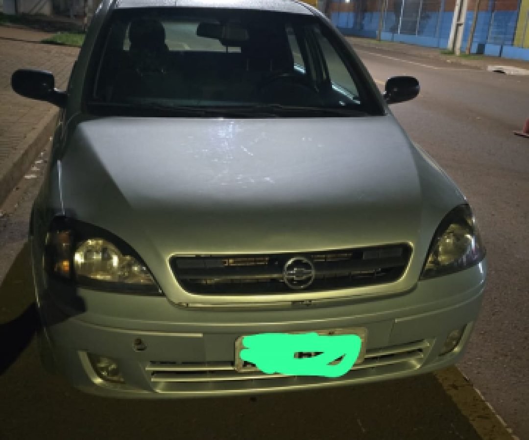 Motorista bêbado é preso após ser flagrado dirigindo em zigue-zague no Interlagos