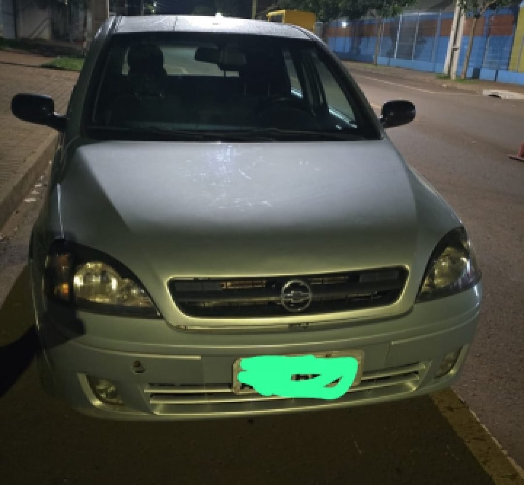 Motorista bêbado é preso após ser flagrado dirigindo em zigue-zague no Interlagos